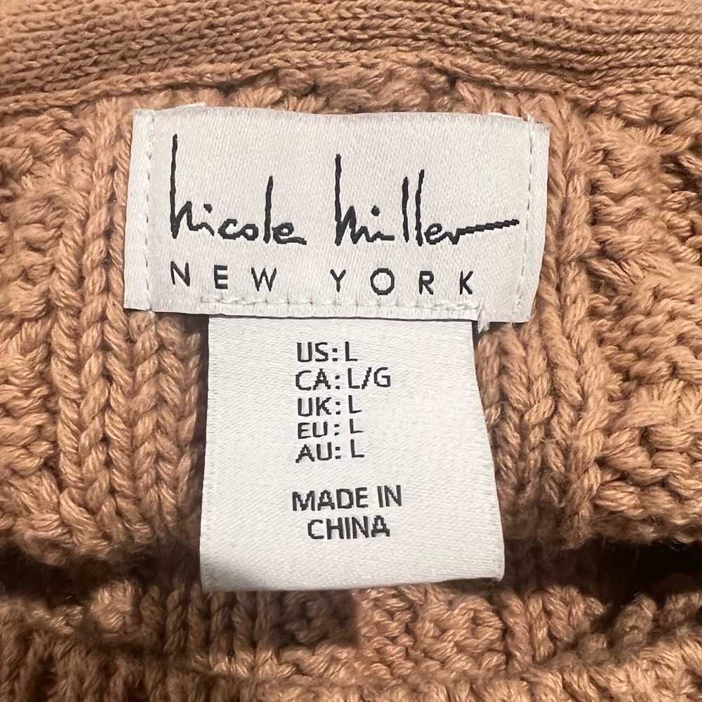 Nicole Miller Tan Cable Knit Sweater Vest size Large - Picture 3 of 3